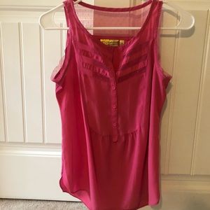 Pink sleeveless top